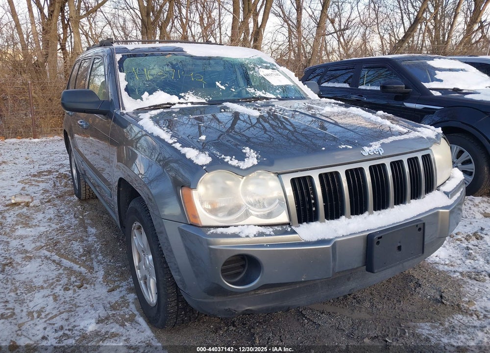 2007 JEEP GRAND CHEROKEE LAREDO VIN: 1J8HR48P37C587748