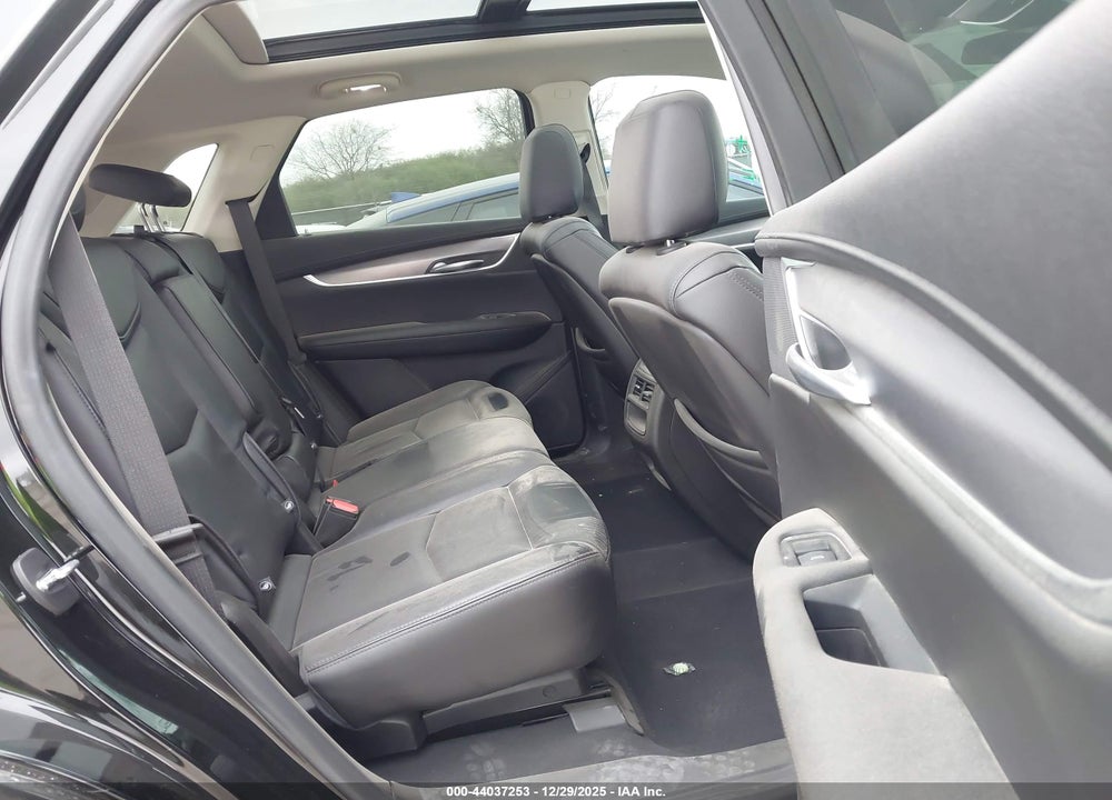 2019 CADILLAC XT5 LUXURY VIN: 1GYKNCRS5KZ148752