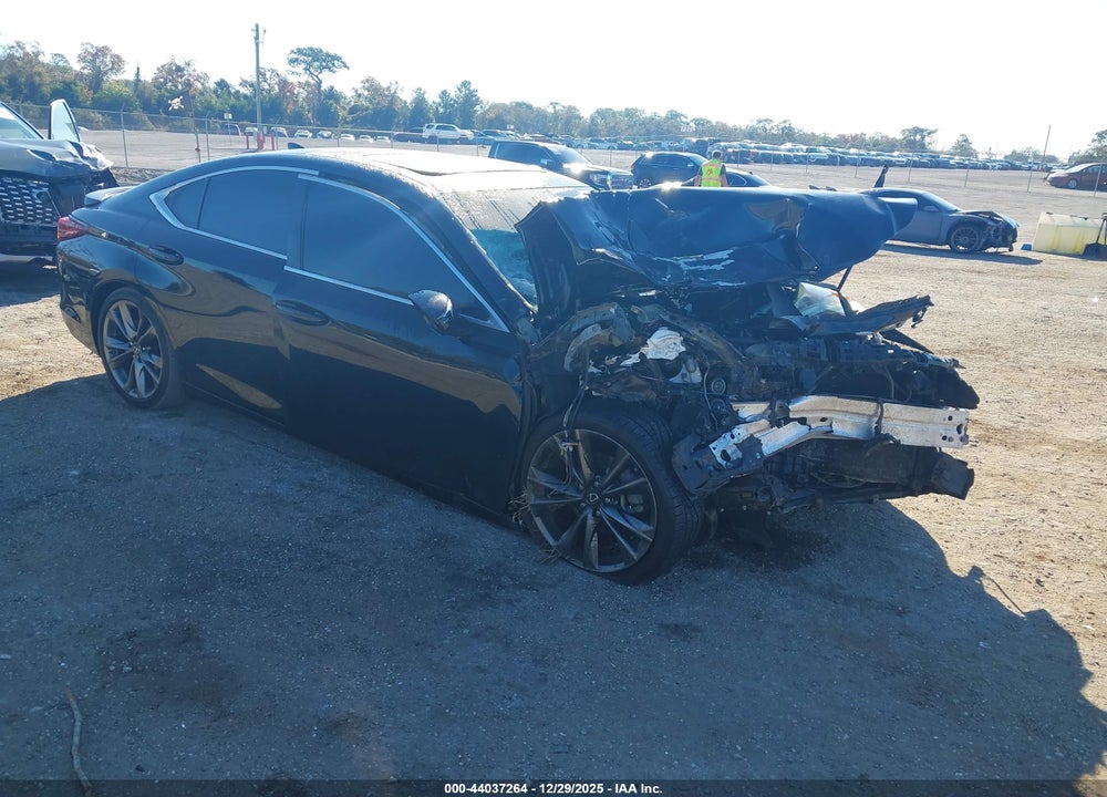 2020 LEXUS ES 350 F SPORT VIN: 58AGZ1B17LU077997