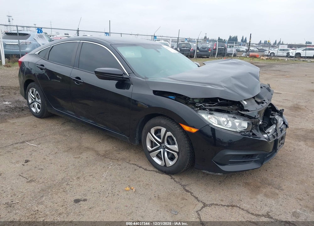 2018 HONDA CIVIC LX VIN: 2HGFC2F52JH598705
