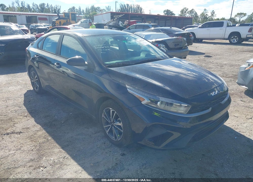 2024 KIA FORTE LXS VIN: 3KPF24AD4RE735808