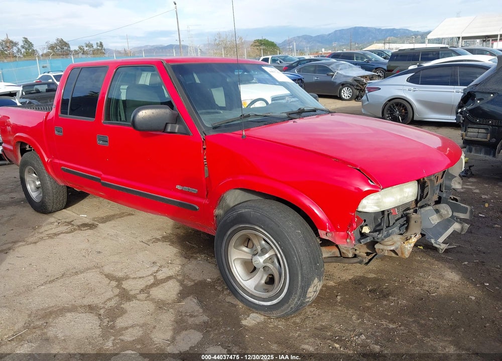 2003 CHEVROLET S-10 LS VIN: 1GCDT13X43K150015