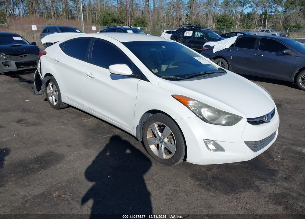 2013 HYUNDAI ELANTRA GLS VIN: 5NPDH4AE9DH455093