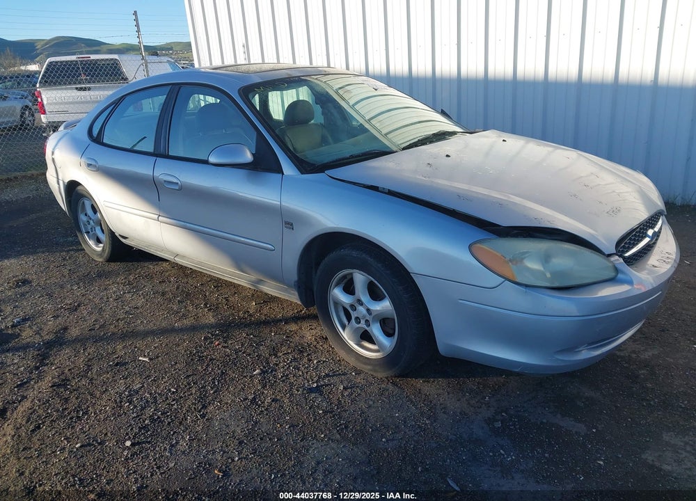 2003 FORD TAURUS SES VIN: 1FAFP55S83A272927