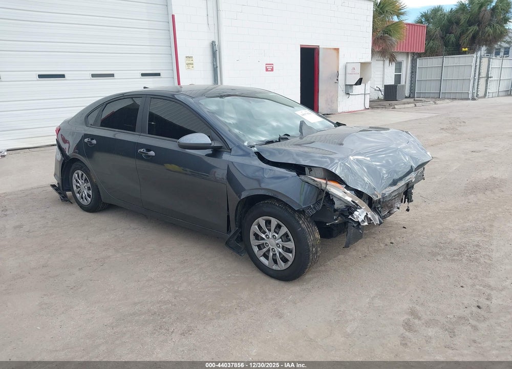 2021 KIA FORTE FE VIN: 3KPF24AD4ME401741