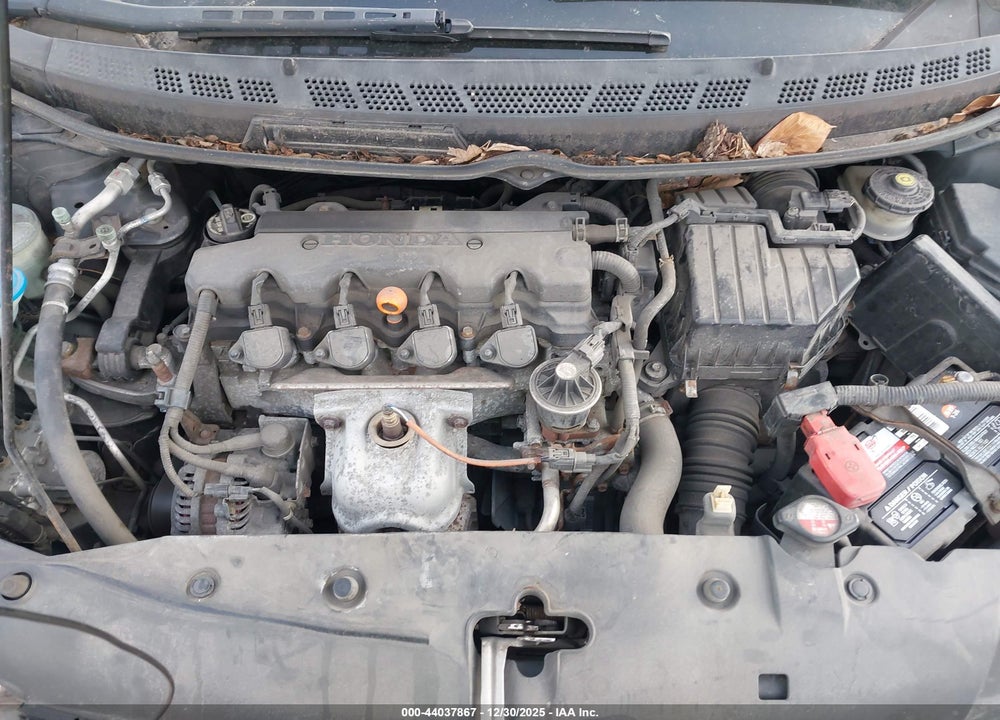 2010 HONDA CIVIC LX VIN: 2HGFG1B66AH527214