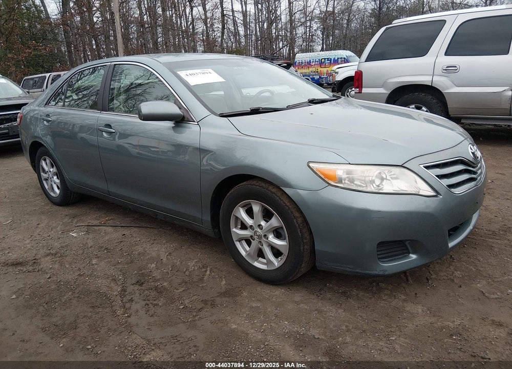 2011 TOYOTA CAMRY LE VIN: 4T1BF3EK1BU597833