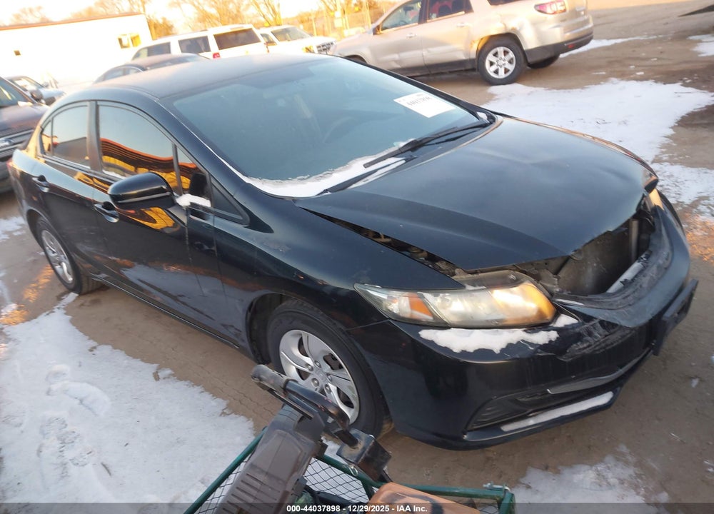 2015 HONDA CIVIC LX VIN: 19XFB2F54FE083094