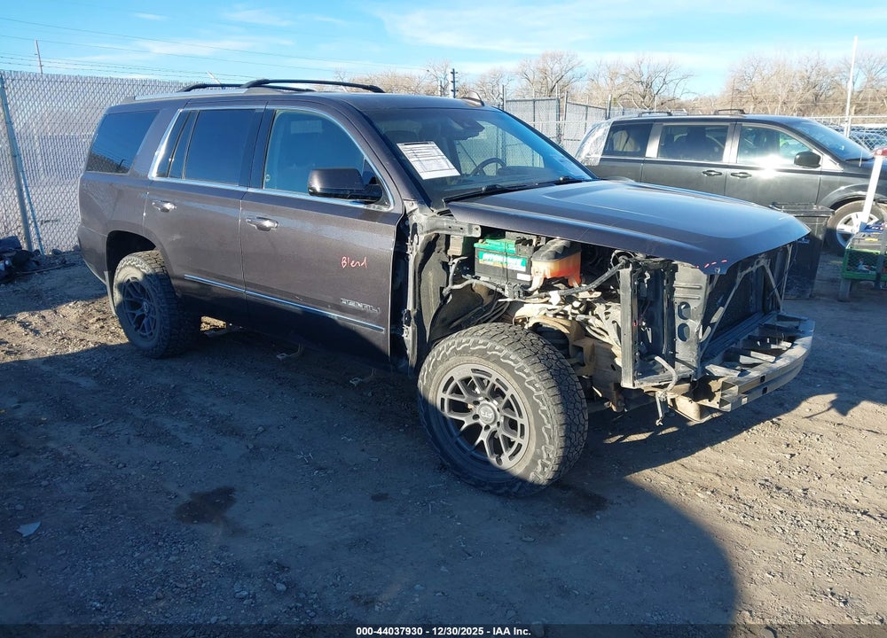 2016 GMC YUKON DENALI VIN: 1GKS2CKJ1GR456240