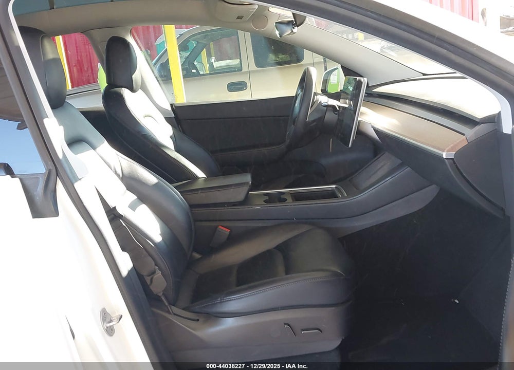 2021 TESLA MODEL Y LONG RANGE DUAL MOTOR ALL-WHEEL DRIVE VIN: 5YJYGDEEXMF213412