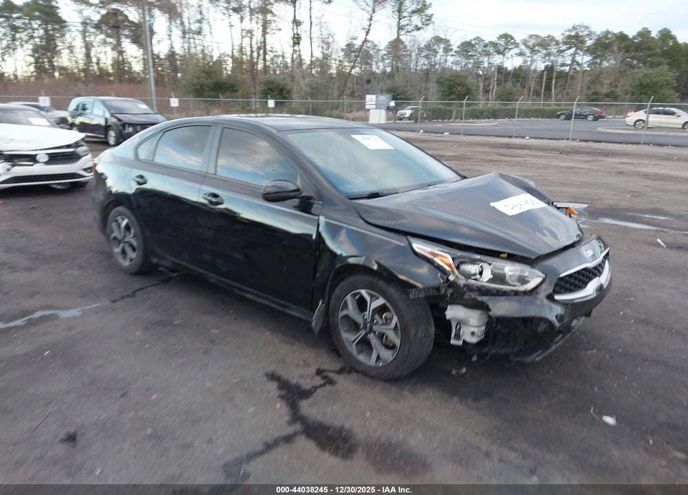 2019 KIA FORTE LXS VIN: 3KPF24AD5KE122201
