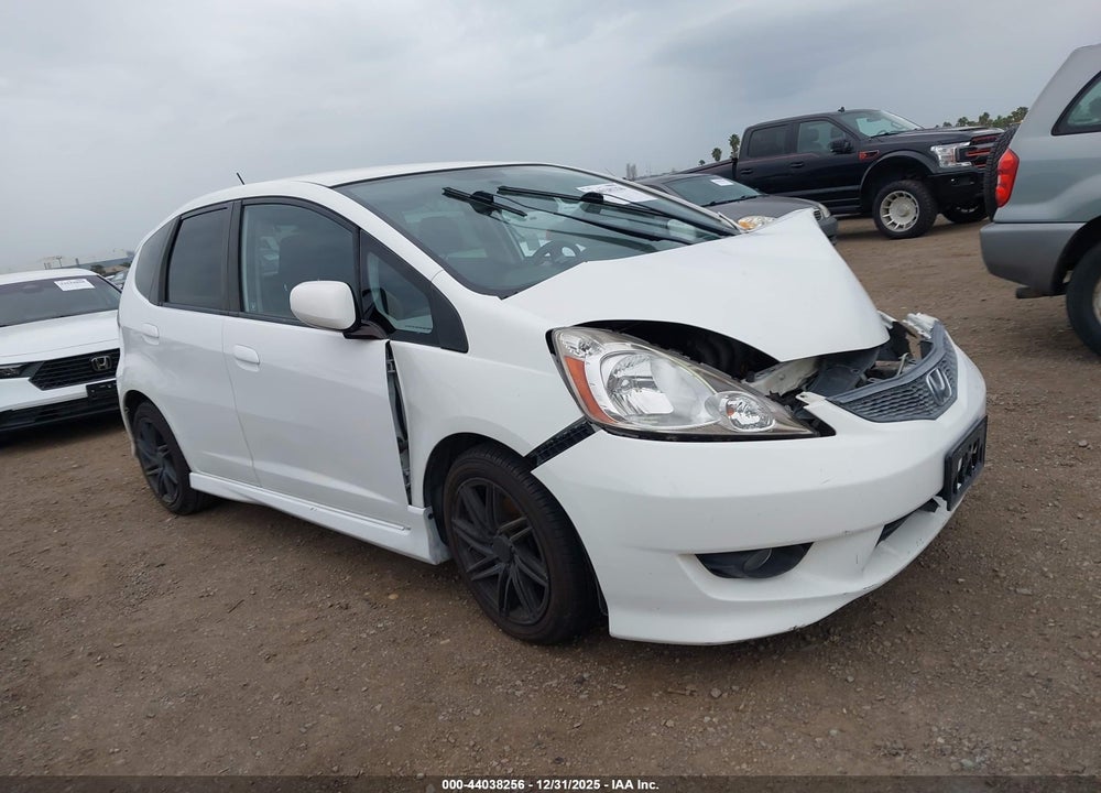 2010 HONDA FIT SPORT VIN: JHMGE8H47AC021769