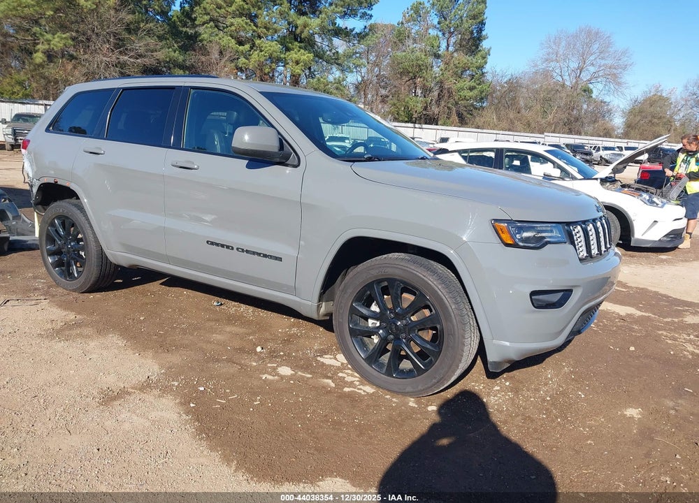 2020 JEEP GRAND CHEROKEE ALTITUDE 4X2 VIN: 1C4RJEAG0LC348462