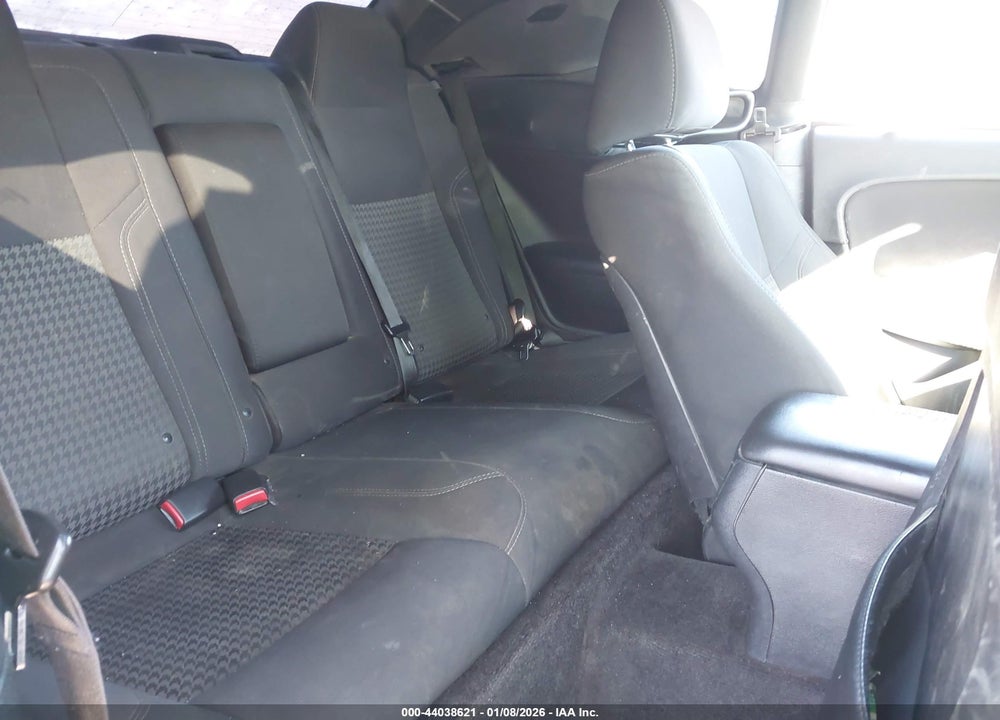2016 DODGE CHALLENGER SXT VIN: 2C3CDZAG5GH184427