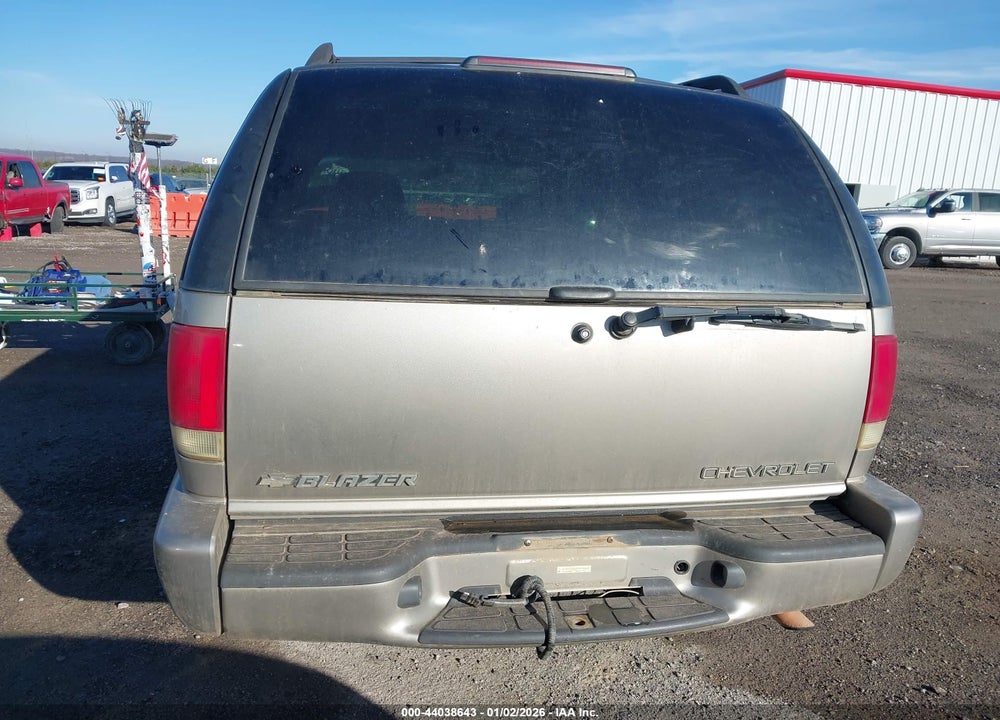 2003 CHEVROLET BLAZER LS VIN: 1GNDT13X23K117733