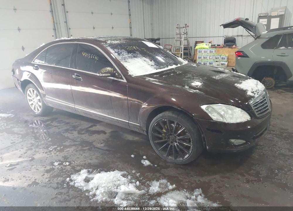 2007 MERCEDES-BENZ S 550 4MATIC VIN: WDDNG86X67A105818