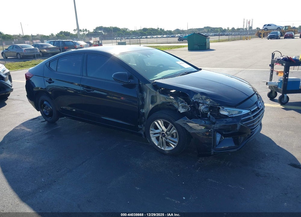2019 HYUNDAI ELANTRA SEL VIN: 5NPD84LF9KH492356