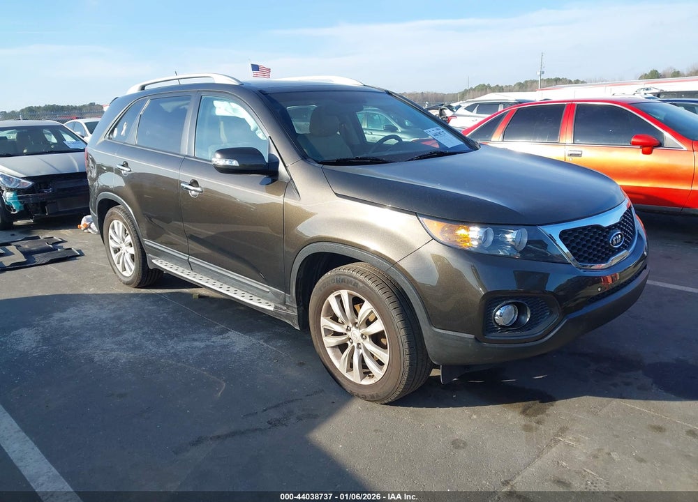 2011 KIA SORENTO EX V6 VIN: 5XYKU4A28BG158345