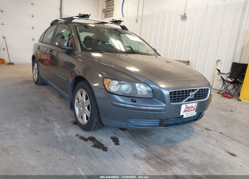 2007 VOLVO S40 2.4I VIN: YV1MS382772262481
