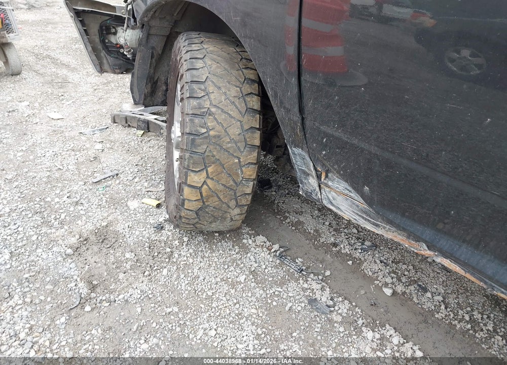 2018 RAM 3500 BIG HORN  4X4 6'4 BOX VIN: 3C63R3DL4JG103905