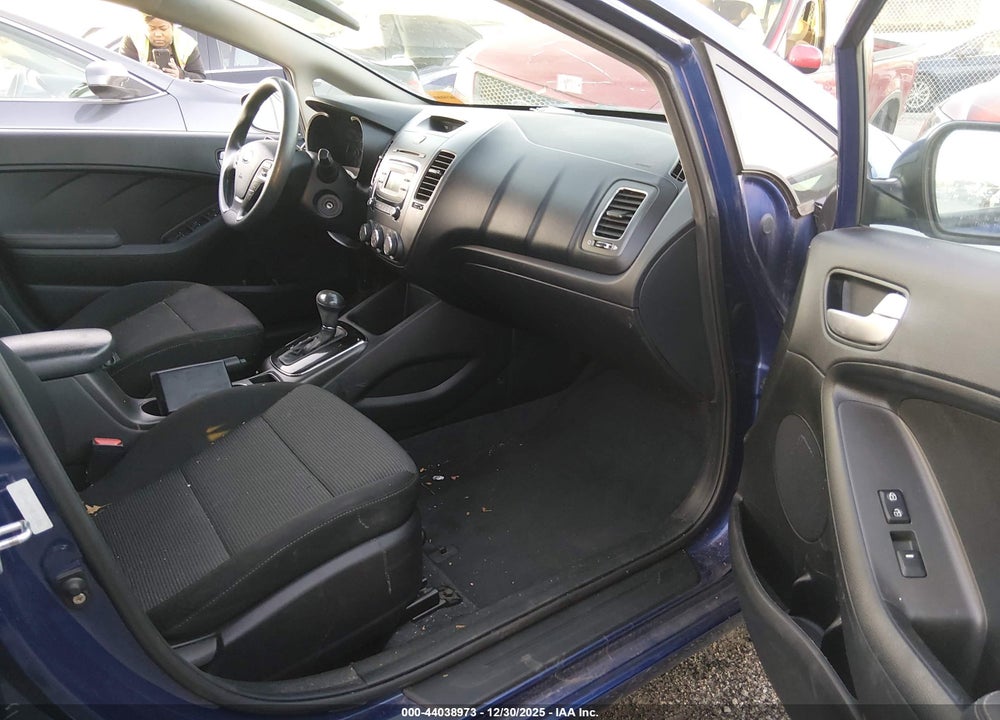 2017 KIA FORTE LX VIN: 3KPFK4A7XHE151406