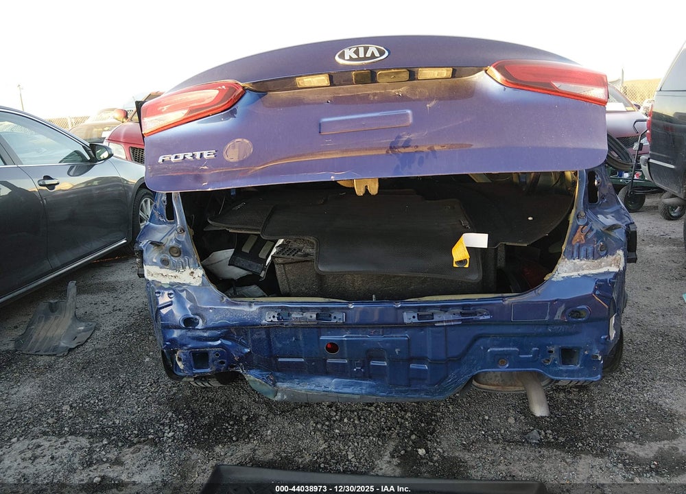 2017 KIA FORTE LX VIN: 3KPFK4A7XHE151406