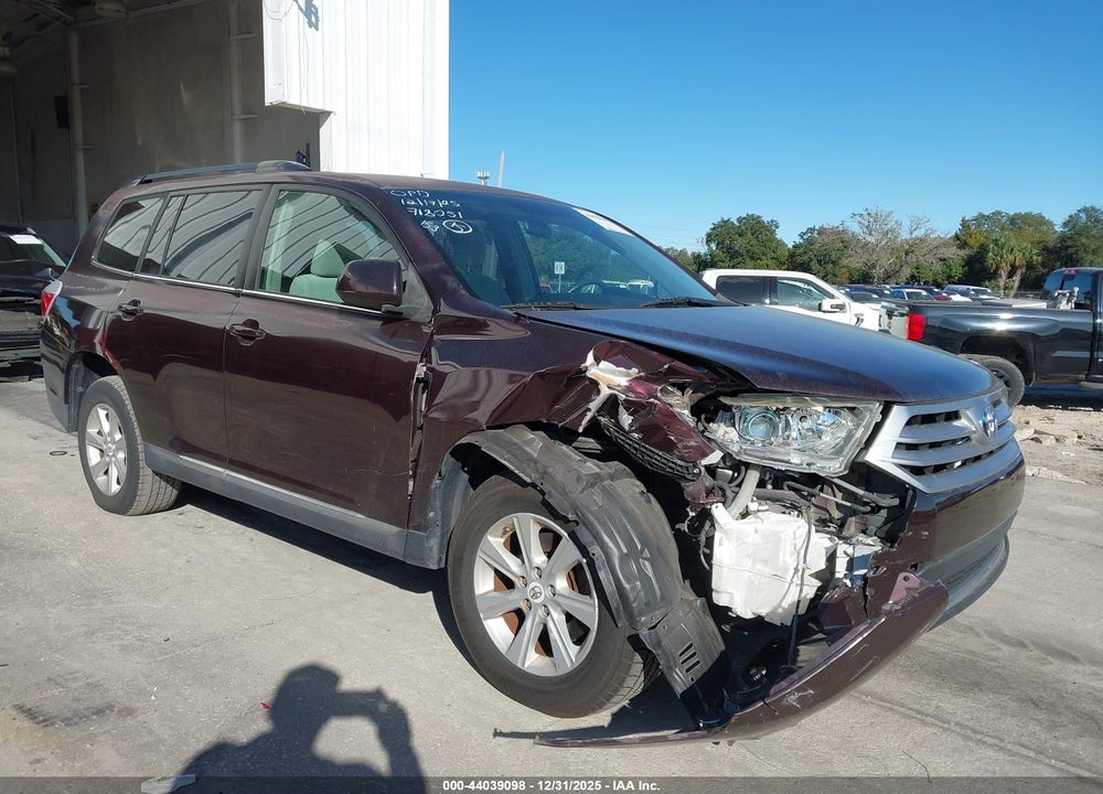 2011 TOYOTA HIGHLANDER VIN: 5TDZA3EH8BS016547