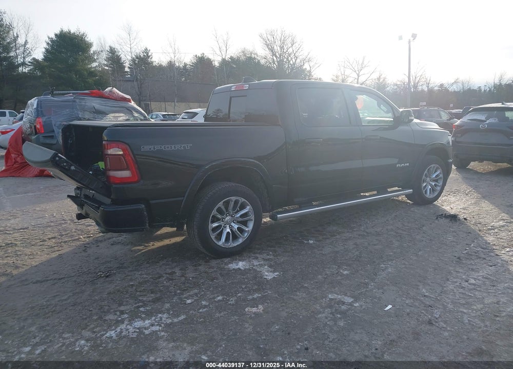 2022 RAM 1500 LAIE  4X4 5'7 BOX VIN: 1C6SRFJT7NN367666