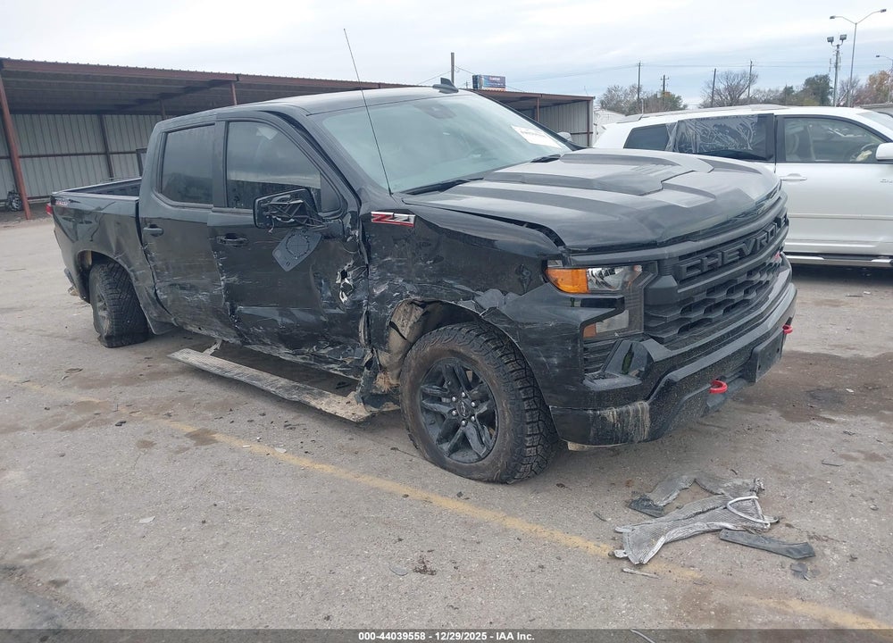 2025 CHEVROLET SILVERADO 1500 4WD  SHORT BED CUSTOM TRAIL BOSS VIN: 3GCUKCED0SG113566