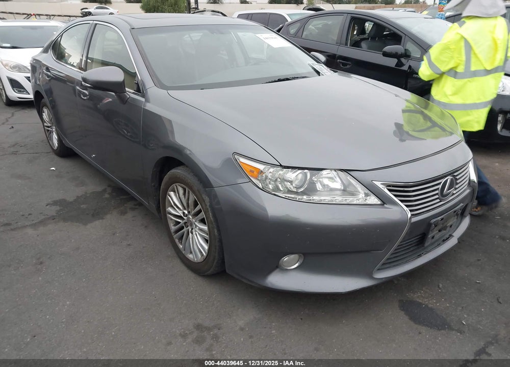 2015 LEXUS ES 350 VIN: JTHBK1GG5F2206308