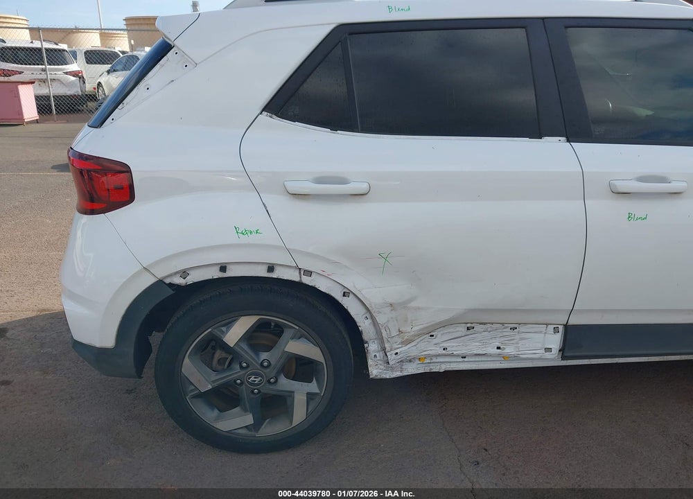 2022 HYUNDAI VENUE SEL VIN: KMHRC8A34NU165440