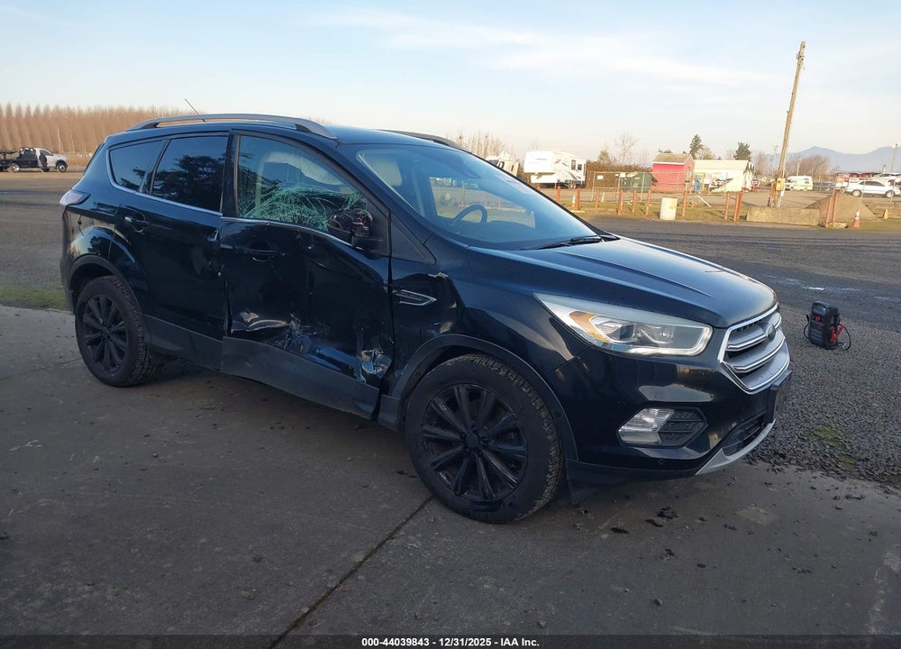 2017 FORD ESCAPE TITANIUM VIN: 1FMCU9J92HUE97880