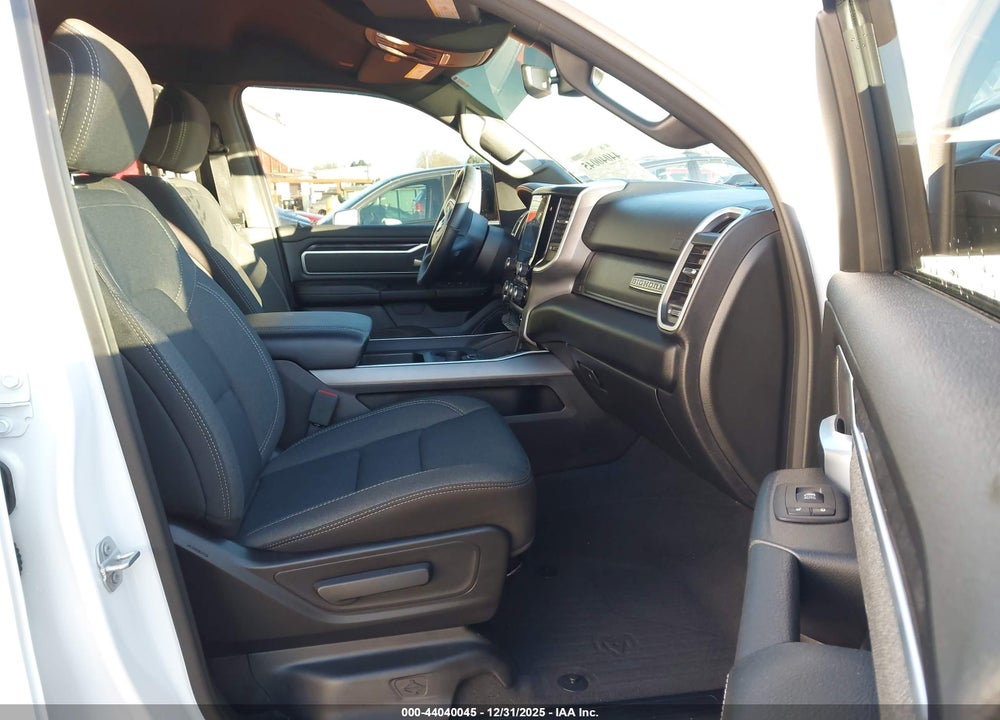 2020 RAM 1500 BIG HORN  4X4 5'7 BOX VIN: 1C6SRFFM6LN398826