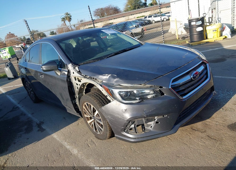 2018 SUBARU LEGACY 2.5I PREMIUM VIN: 4S3BNAF6XJ3045488