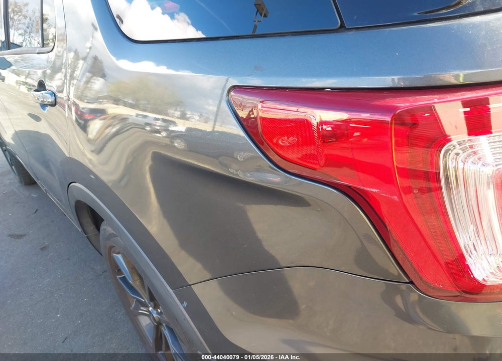 2017 FORD EXPLORER XLT VIN: 1FM5K7D82HGD55355