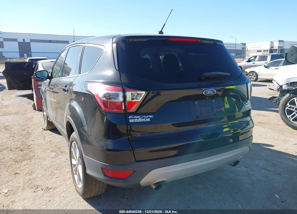 2017 FORD ESCAPE SE VIN: 1FMCU0GD7HUC24778