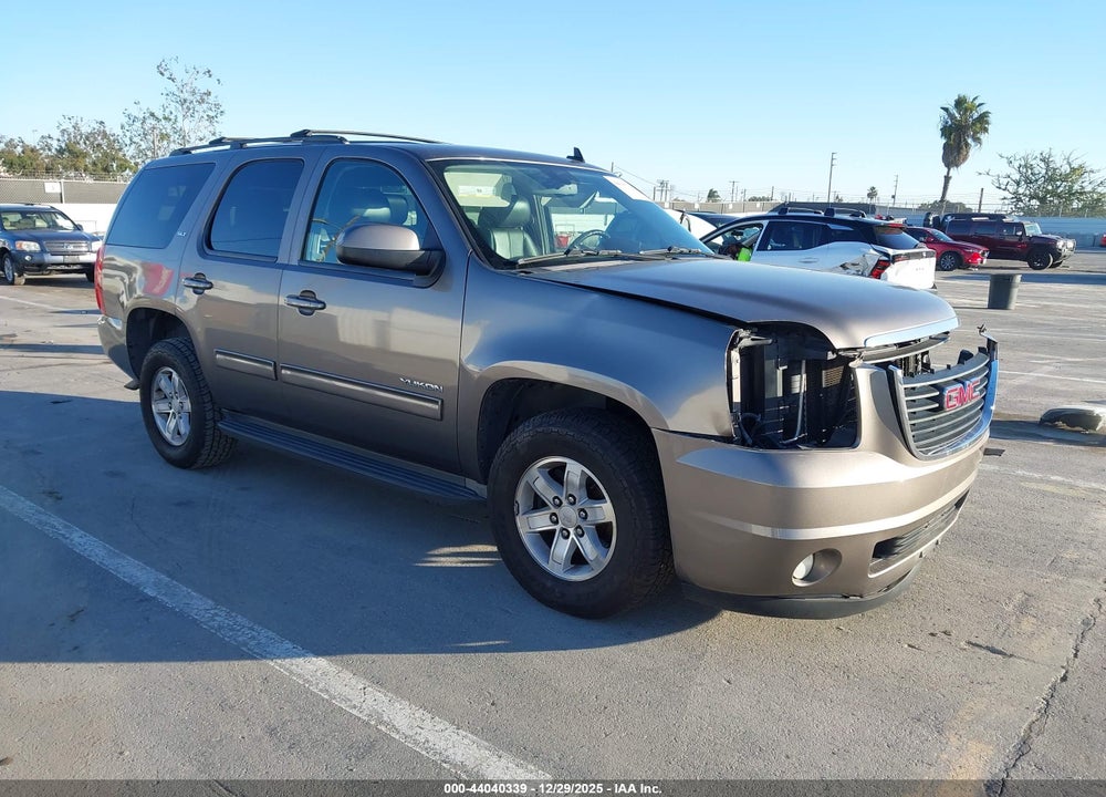 2011 GMC YUKON SLT VIN: 1GKS1CE08BR130725