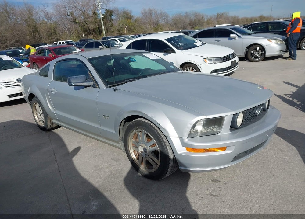 2005 FORD MUSTANG GT DELUXE/GT PREMIUM VIN: 1ZVFT82H255176798