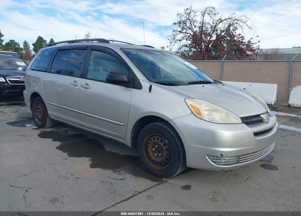 2004 TOYOTA SIENNA LE VIN: 5TDZA23C44S077785