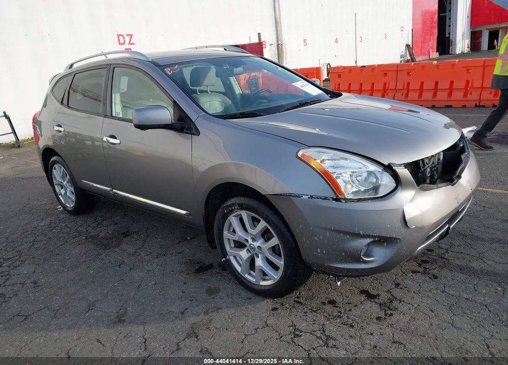 2013 NISSAN ROGUE SV W/SL PKG VIN: JN8AS5MV6DW604516