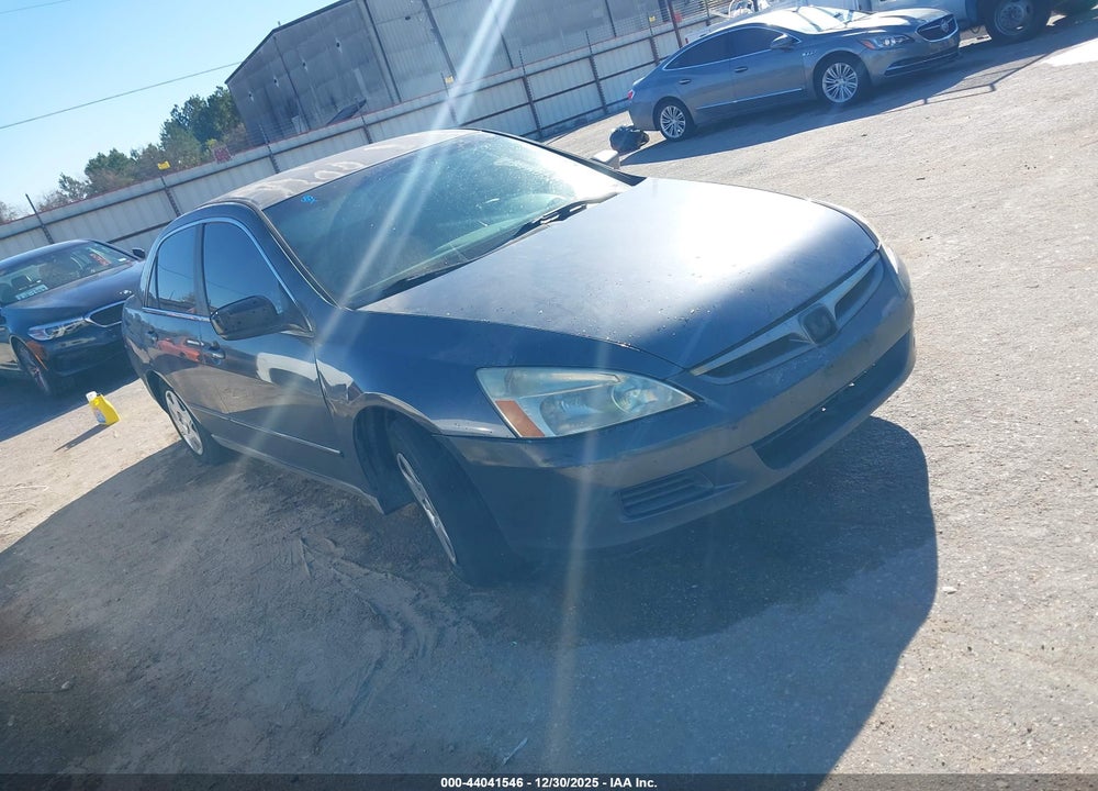 2007 HONDA ACCORD 2.4 LX VIN: 3HGCM56497G708893