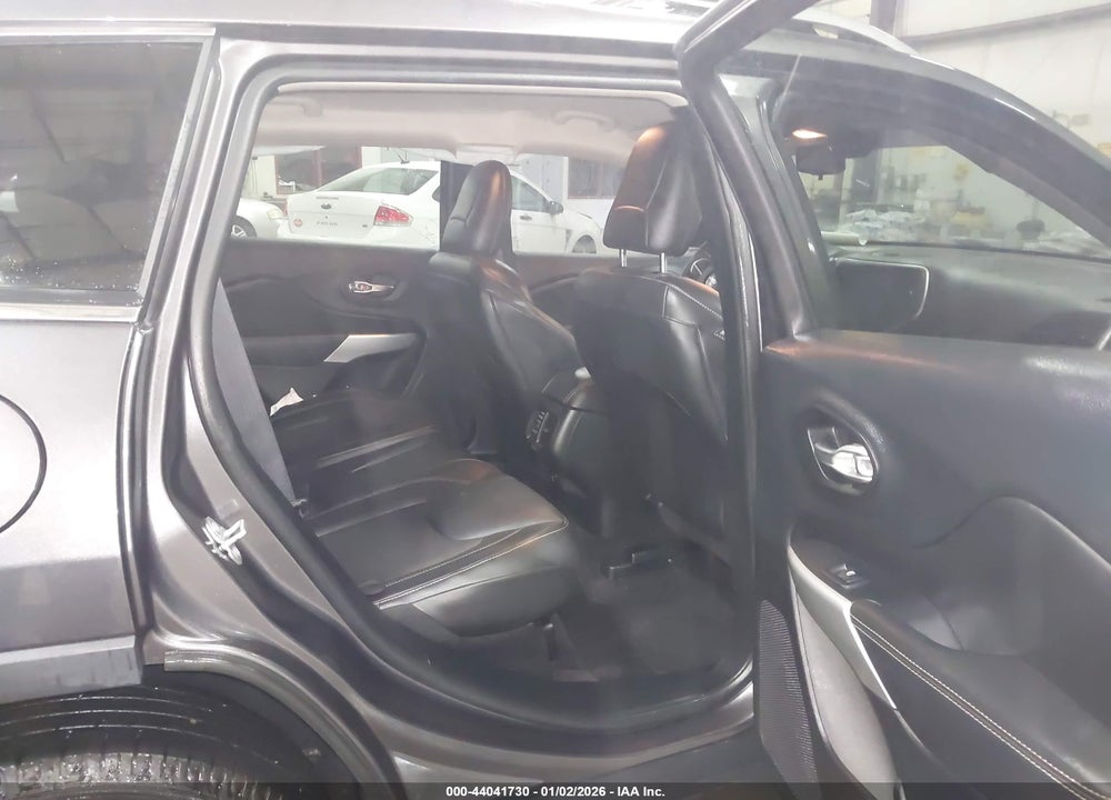 2018 JEEP CHEROKEE LATITUDE PLUS 4X4 VIN: 1C4PJMLX4JD603782