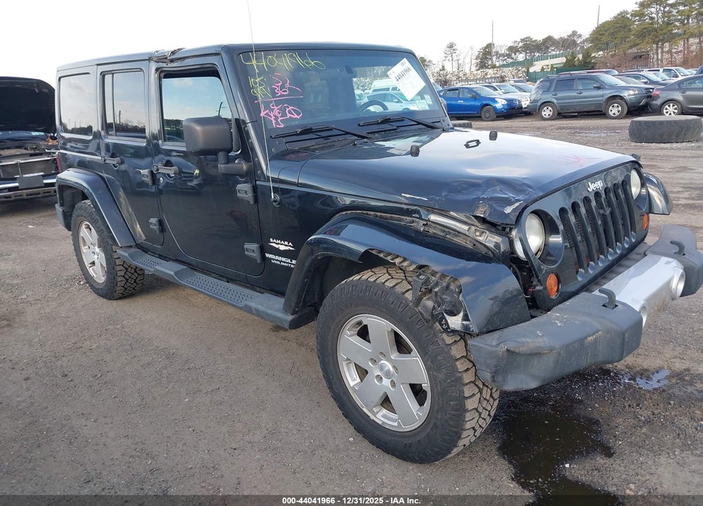 2012 JEEP WRANGLER UNLIMITED SAHARA VIN: 1C4BJWEG4CL138724