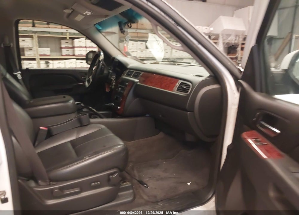 2012 CHEVROLET AVALANCHE 1500 LT1 VIN: 3GNTKFE76CG263536