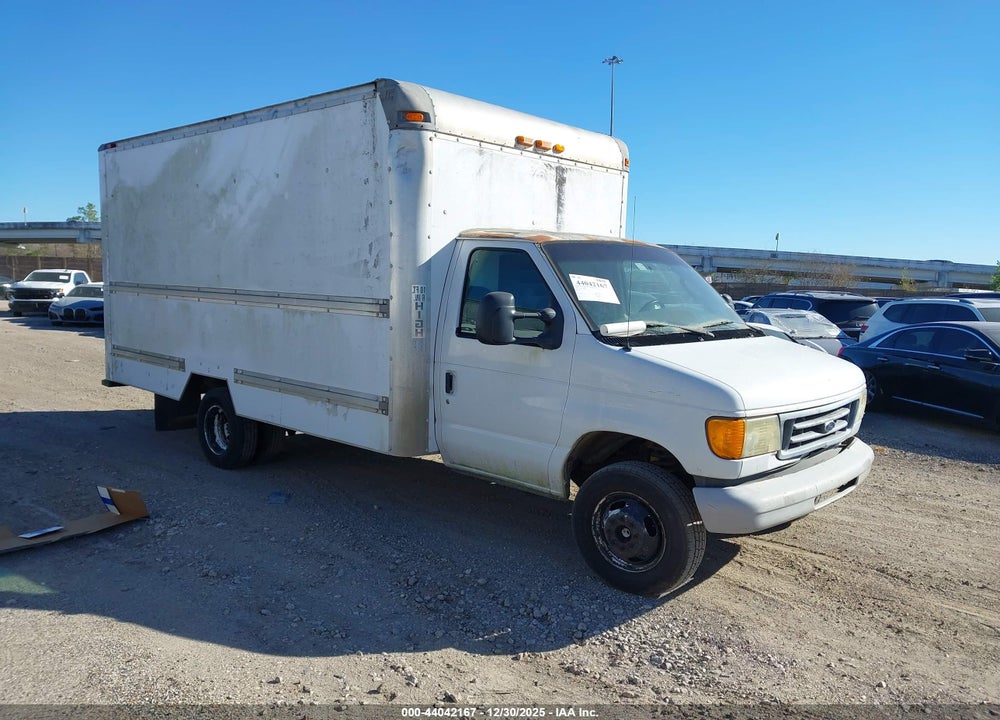 2006 FORD E-350 CUTAWAY VIN: 1FDSE35L36HB22730