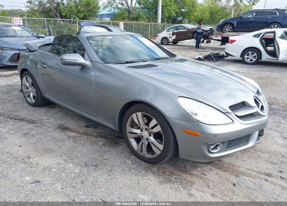 2009 MERCEDES-BENZ SLK 350 VIN: WDBWK58FX9F188108