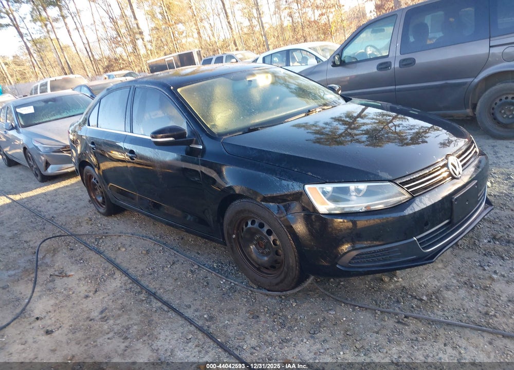 2013 VOLKSWAGEN JETTA 2.5L SE VIN: 3VWDP7AJ3DM445474
