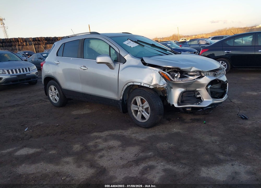 2020 CHEVROLET TRAX FWD LT VIN: 3GNCJLSB3LL301905