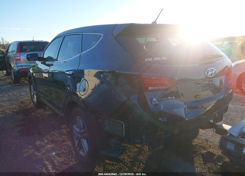 2018 HYUNDAI SANTA FE S VIN: 5XYZT3LB3JG572348