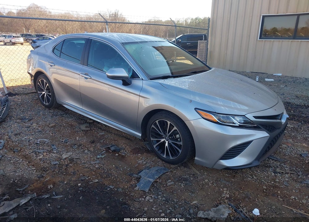 2019 TOYOTA CAMRY SE VIN: 4T1B11HK7KU802229